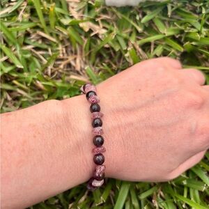 Garnet & Strawberry Quartz Gemstone Bracelet